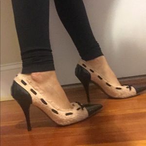 Moschino pink tweet and patent pump